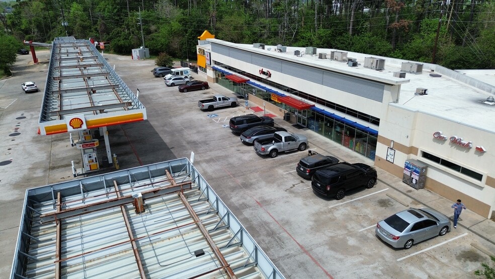 Ashley's Marketplace Portfolio portfolio of 3 properties for sale on LoopNet.ca - Building Photo - Image 2 of 6