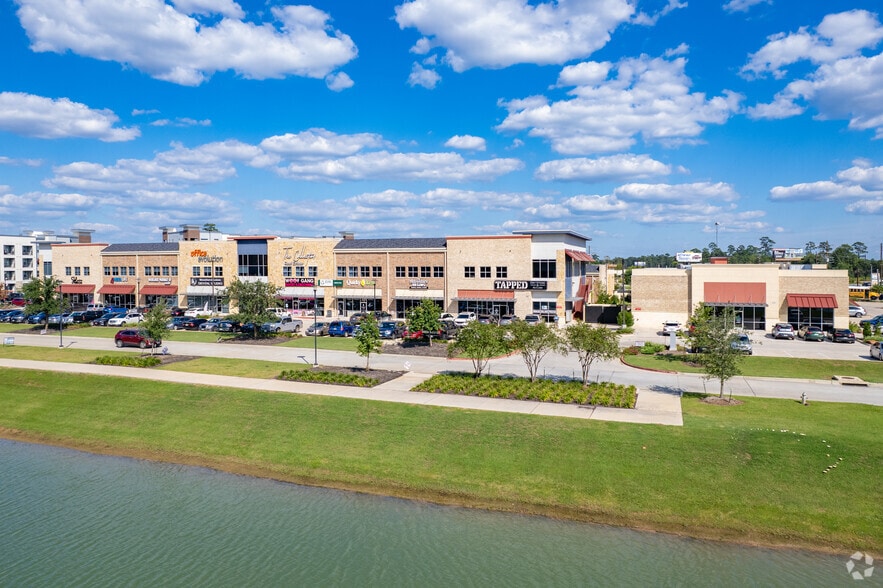 525 Woodland Square Blvd, Conroe, TX for lease - Building Photo - Image 1 of 12