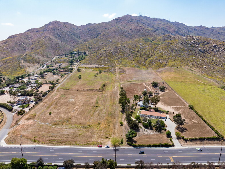 Pigeon Pass Rd., Moreno Valley, CA à vendre - Aérien - Image 3 de 5