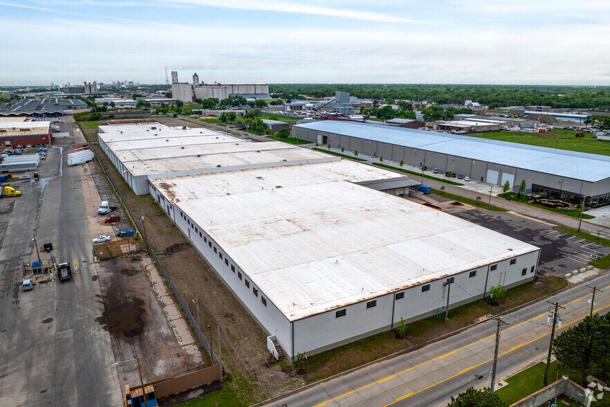 3600 N Santa Fe St, Wichita, KS à vendre - Aérien - Image 2 de 4