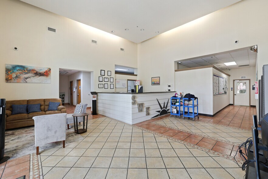 5101 N Jackson Rd, McAllen, TX à vendre - Photo intérieure - Image 2 de 38