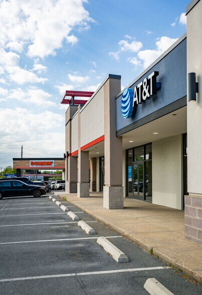 1300-1338 E Gude Dr, Rockville, MD à louer - Photo du bâtiment - Image 2 de 33