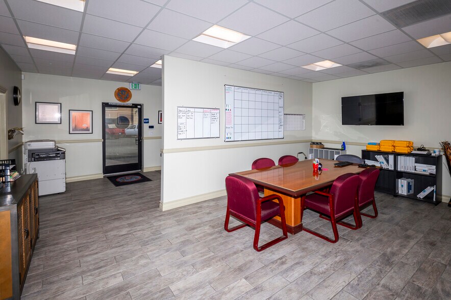 8046 Main St, Stanton, CA à vendre - Photo intérieure - Image 3 de 22