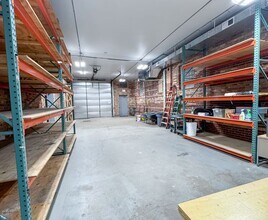 452 N Claremont Ave, Chicago, IL for lease Interior Photo- Image 2 of 11
