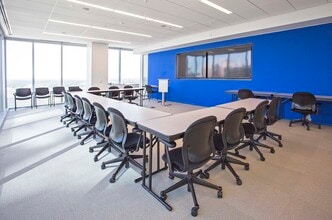 7900 Tysons One Pl, Tysons, VA for lease Interior Photo- Image 2 of 8