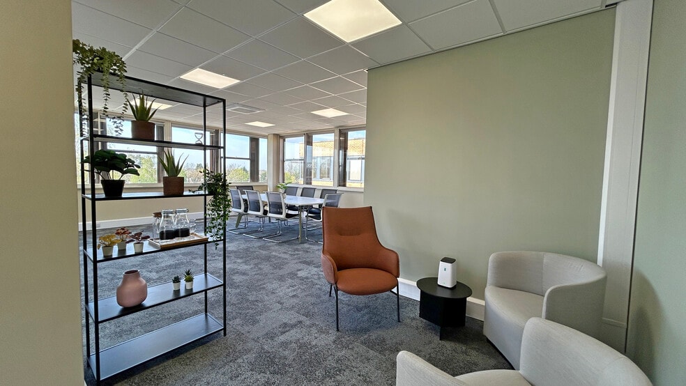 Styal Rd, Manchester for lease - Building Photo - Image 3 of 10