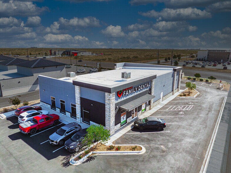 1801 E 87th St, Odessa, TX à louer - Photo du bâtiment - Image 3 de 14