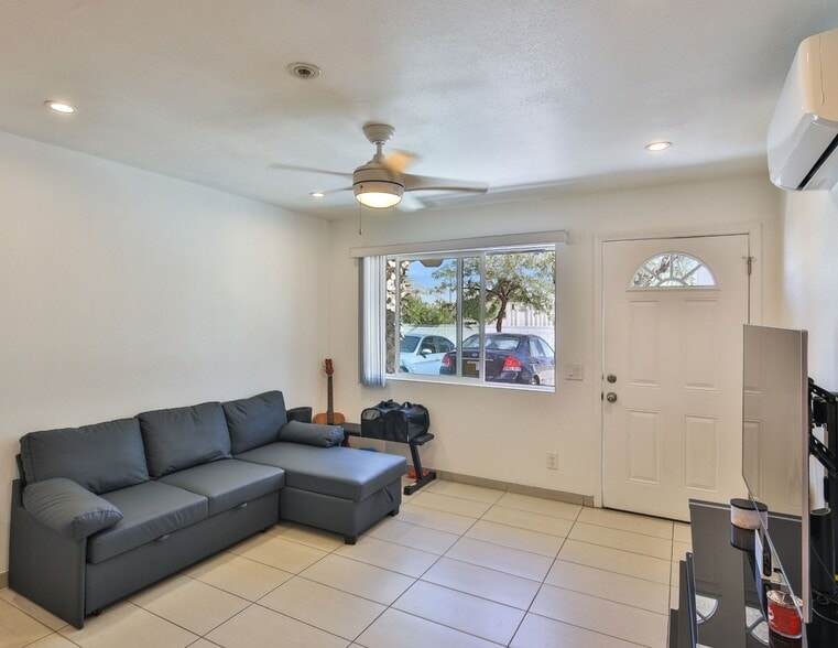 27700 Avenida Terrazo, Cathedral City, CA for sale - Building Photo - Image 2 of 28