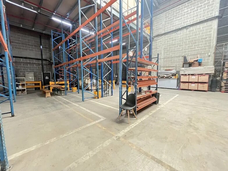Industrial in Croissy-Beaubourg for lease - Building Photo - Image 3 of 9