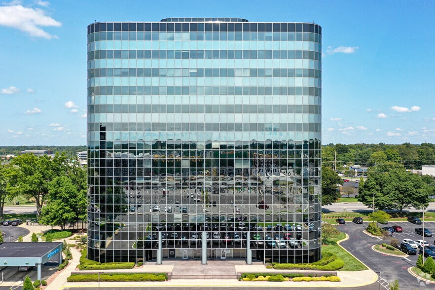 9300 Shelbyville Rd, Louisville, KY for lease - Building Photo - Image 3 of 29