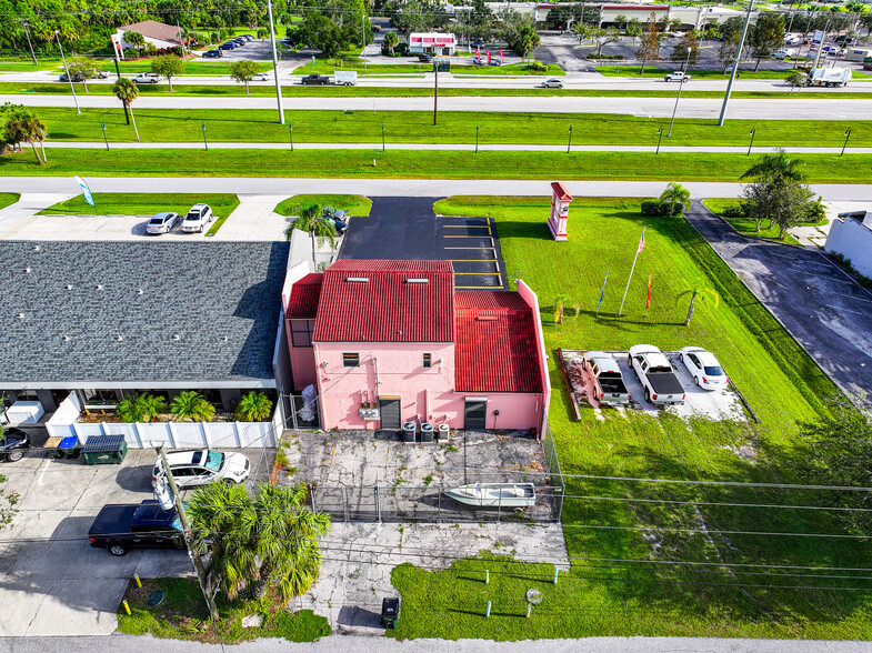 14242 Tamiami Trl, North Port, FL for sale - Building Photo - Image 2 of 14