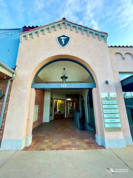 148 W Oak St, Fort Collins, CO for lease - Building Photo - Image 3 of 5