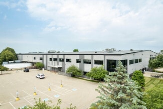 Plus de détails pour 8400 Fairway Pl, Middleton, WI - Industriel à louer
