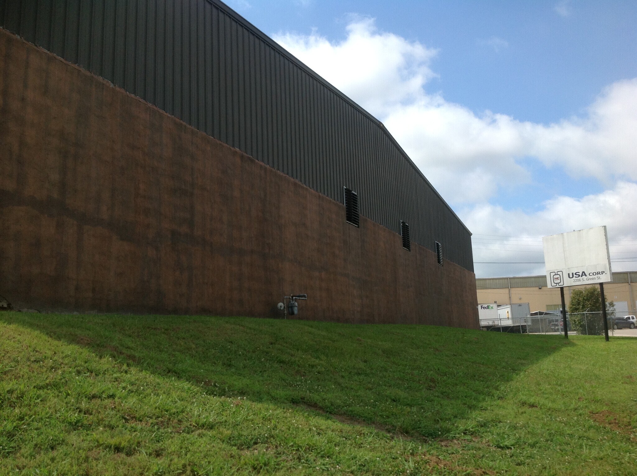 2206 S Green St, Tupelo, MS for lease Primary Photo- Image 1 of 6