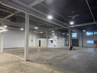 More details for 17 Gramercy Pl, Thornwood, NY - Industrial for Lease