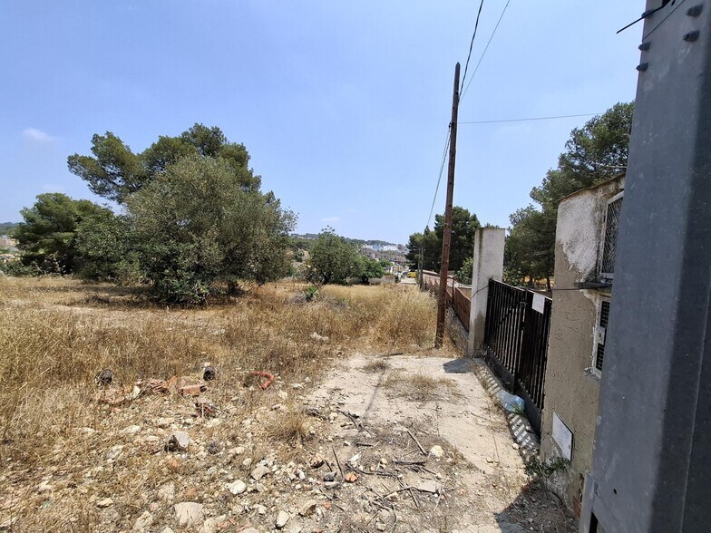 Land in La Pobla de Vallbona, Valencia for sale - Building Photo - Image 2 of 12