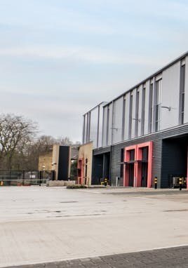 Lilford Rd, Londres à louer - Photo du bâtiment - Image 2 de 22