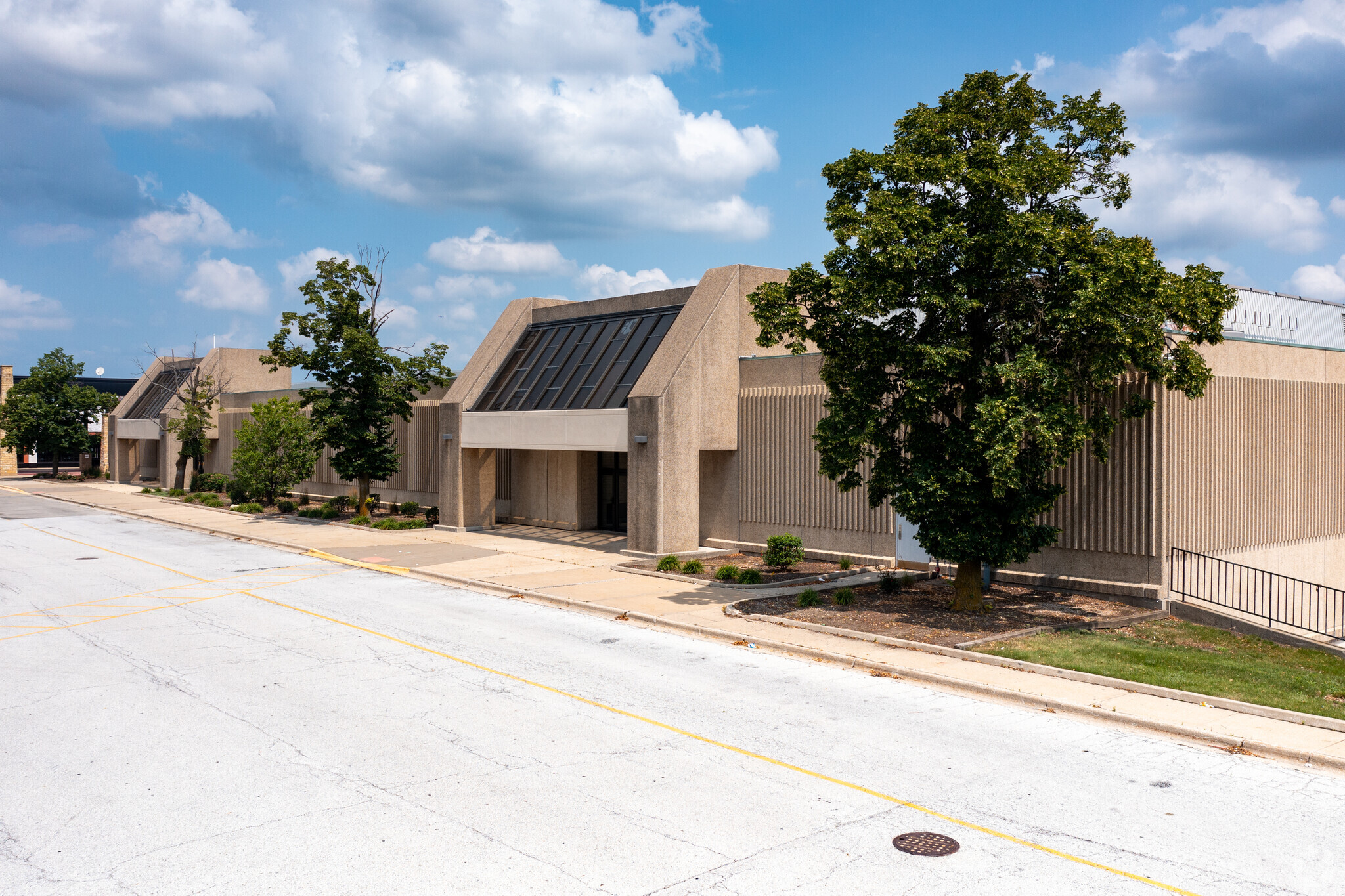 2 Orland Square Dr, Orland Park, IL for sale Building Photo- Image 1 of 32