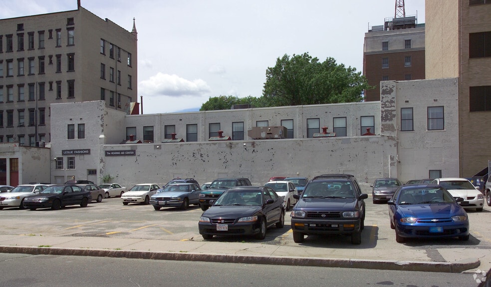 311-333 Bridge St, Springfield, MA for sale - Building Photo - Image 3 of 5