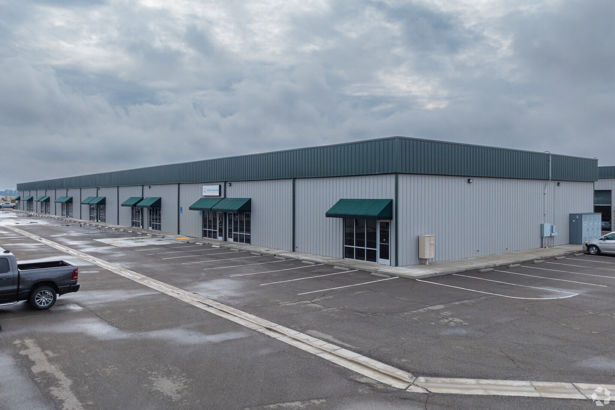 1500 Enterprise Dr, Lemoore, CA for sale Primary Photo- Image 1 of 8