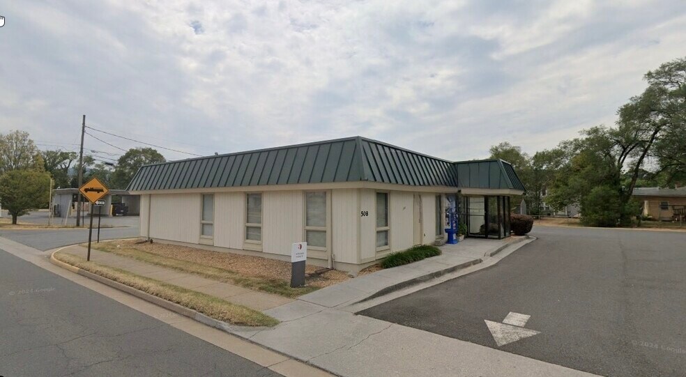 508 N Commerce Ave, Front Royal, VA à vendre - Photo principale - Image 1 de 35