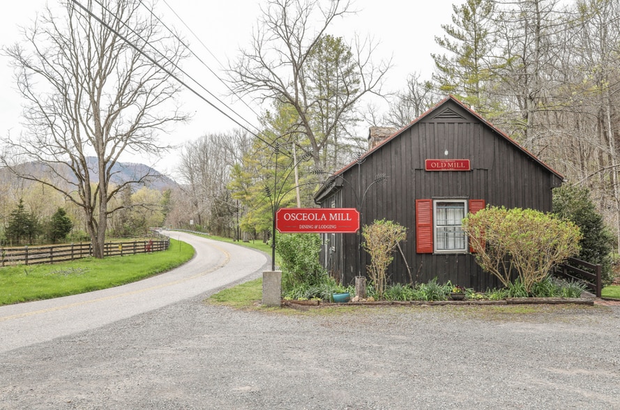 352 Tye River Tpke, Vesuvius, VA for sale - Building Photo - Image 2 of 57