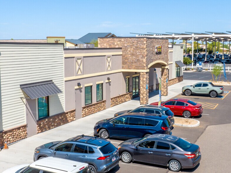 16470 Yuma, Goodyear, AZ à vendre - Photo du bâtiment - Image 2 de 5