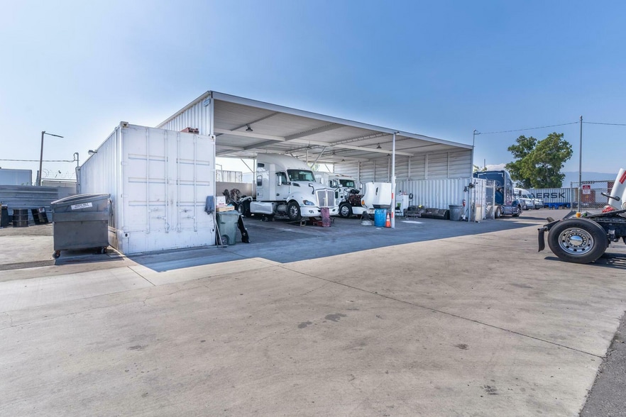 15032-15046 Valley blvd, Fontana, CA for sale - Building Photo - Image 3 of 7