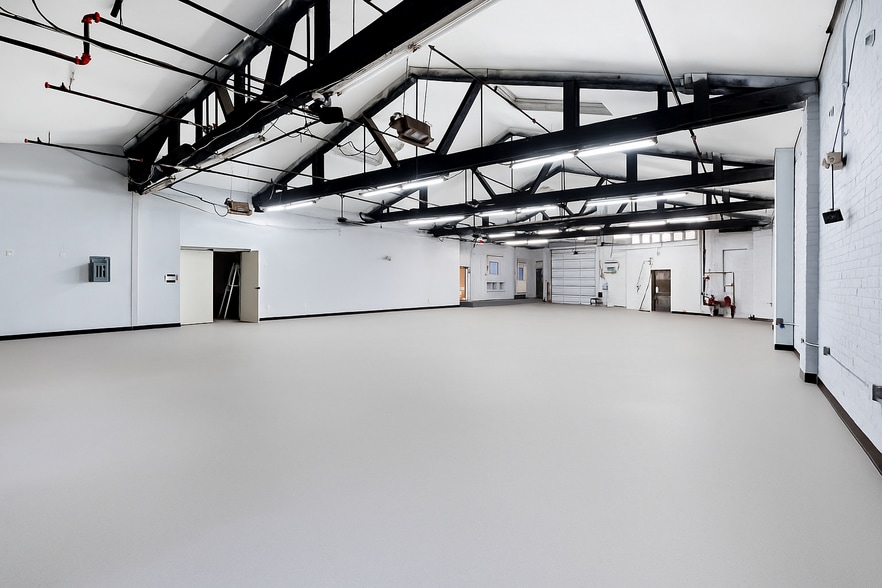 4150 Kensington Ave, Philadelphia, PA for lease - Building Photo - Image 1 of 7