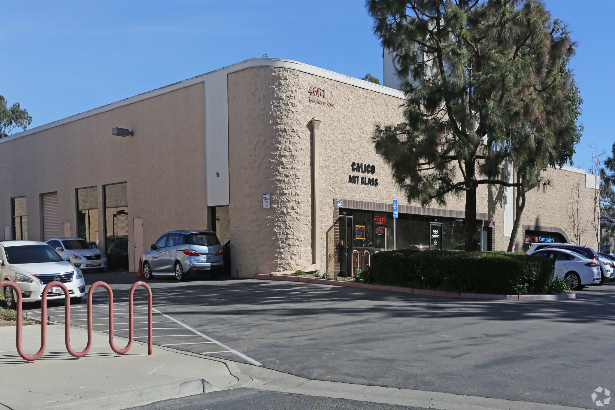 4601 Telephone Rd, Ventura, CA for lease Building Photo- Image 1 of 5