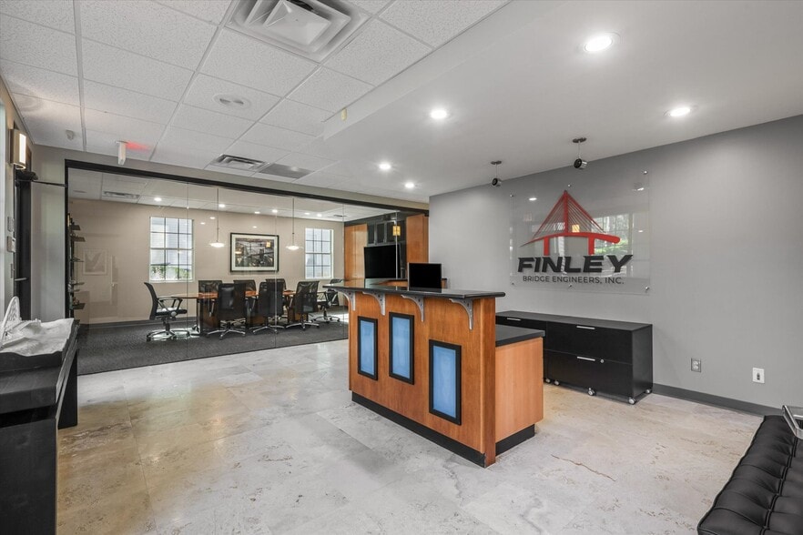 1589 Metropolitan Blvd, Tallahassee, FL for sale - Building Photo - Image 3 of 55