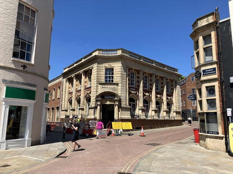 9 York Buildings, Bridgwater à vendre - Photo du bâtiment - Image 2 de 3