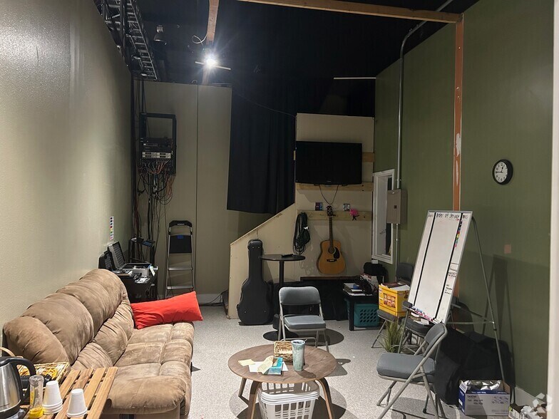 15501 Ranch Road 620 N, Austin, TX for lease - Building Photo - Image 2 of 8