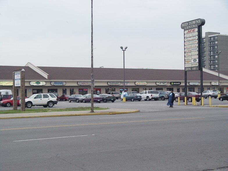 1300-1356 Broadway, Gary, IN à louer - Photo du bâtiment - Image 2 de 2