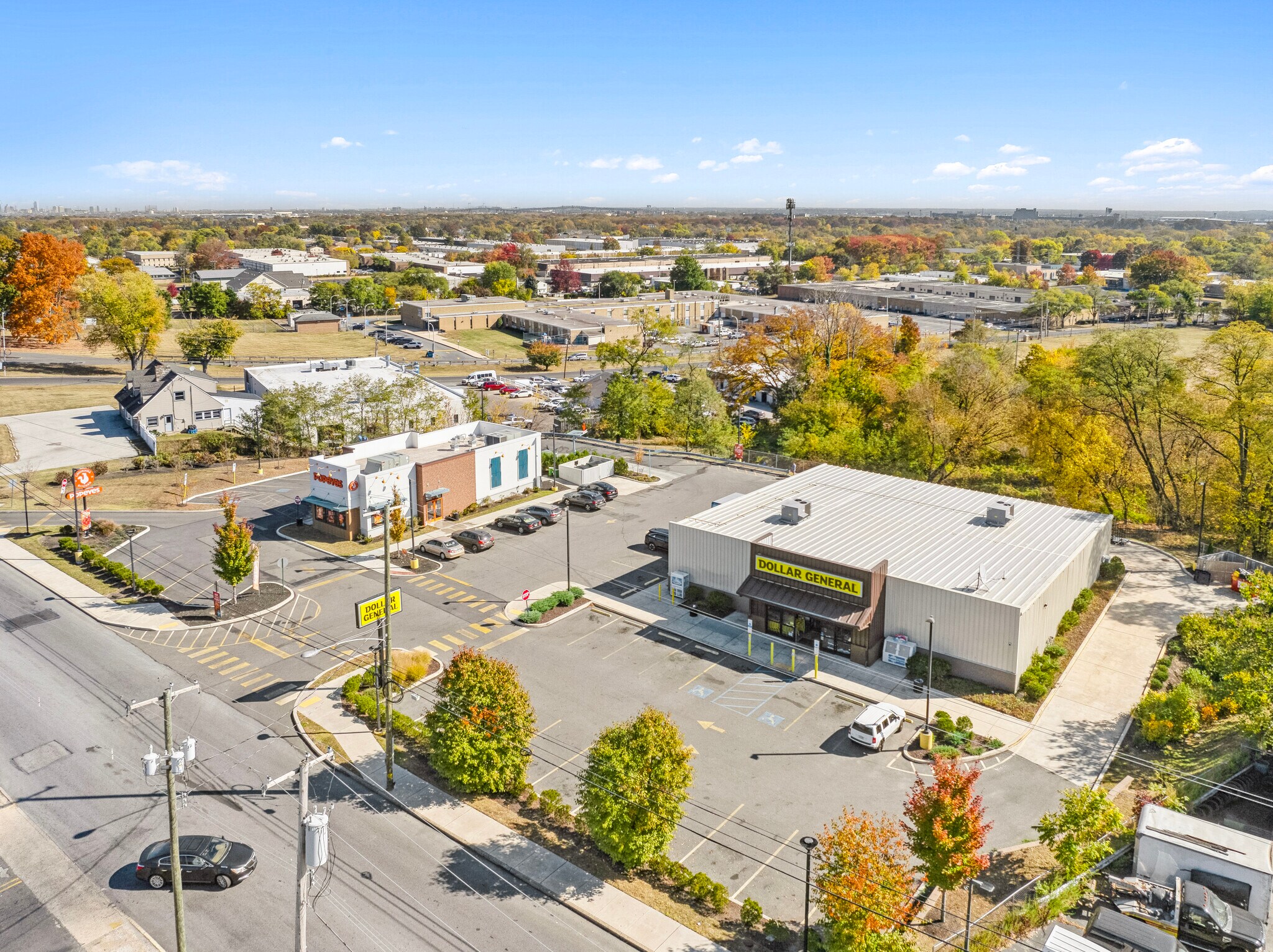 Dollar General & Popeyes portefeuille de 2 propriétés à vendre sur LoopNet.ca Photo du b timent- Image 1 de 10