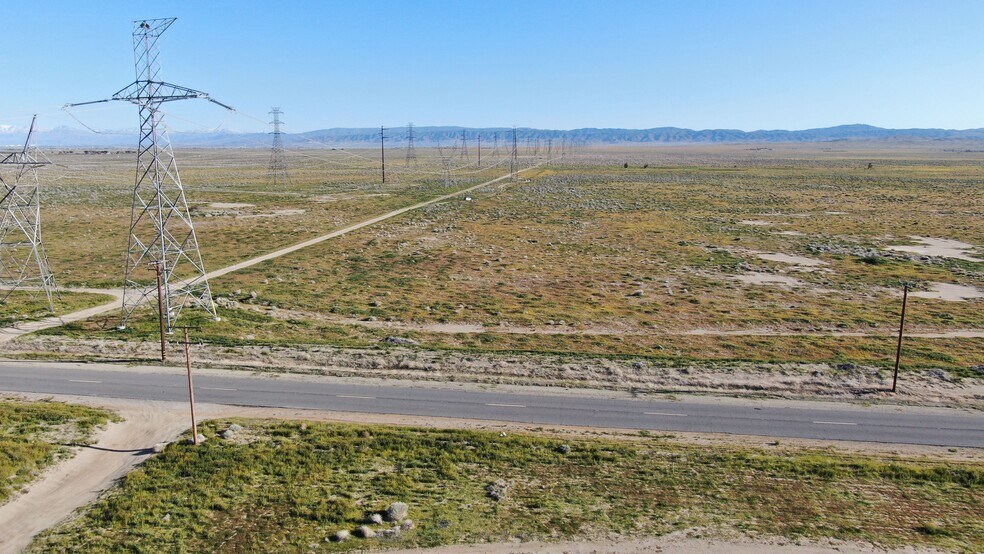 West Ave. A/ 120 street west, Lancaster, CA à vendre - Photo principale - Image 1 de 3