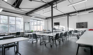 9-15 Elthorne Rd, Londres à louer Photo intérieure- Image 2 de 6