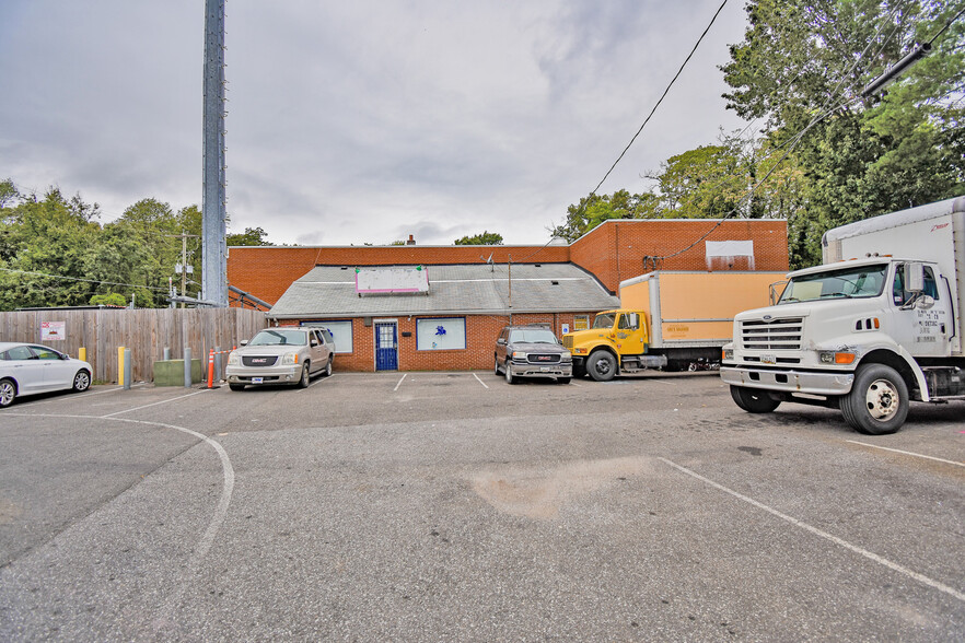 7404-7406 Maxey Dr, Fort Washington, MD for lease - Primary Photo - Image 1 of 3