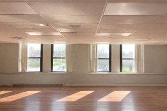 151 Main St, Wadsworth, OH à louer Photo intérieure- Image 2 de 5