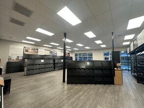 145 E Stuart Rd, Bellingham, WA for lease Building Photo- Image 2 of 9