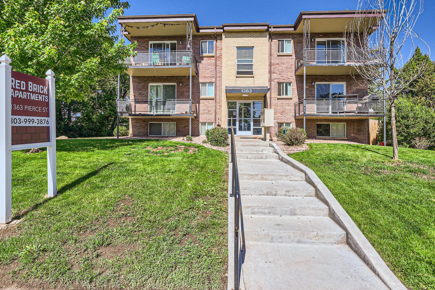 1363 Pierce St, Lakewood, CO à vendre Photo principale- Image 1 de 1