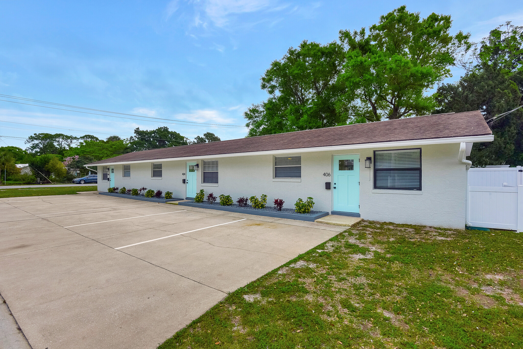 406 Oak St, Port Orange, FL for sale Primary Photo- Image 1 of 36