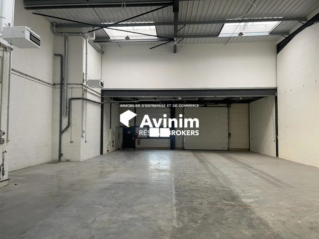 Industrial in Villeneuve-la-Garenne for lease Interior Photo- Image 1 of 5