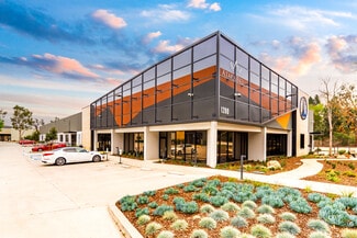 Plus de détails pour 1280 Rancho Conejo Blvd, Thousand Oaks, CA - Local d'activités à louer