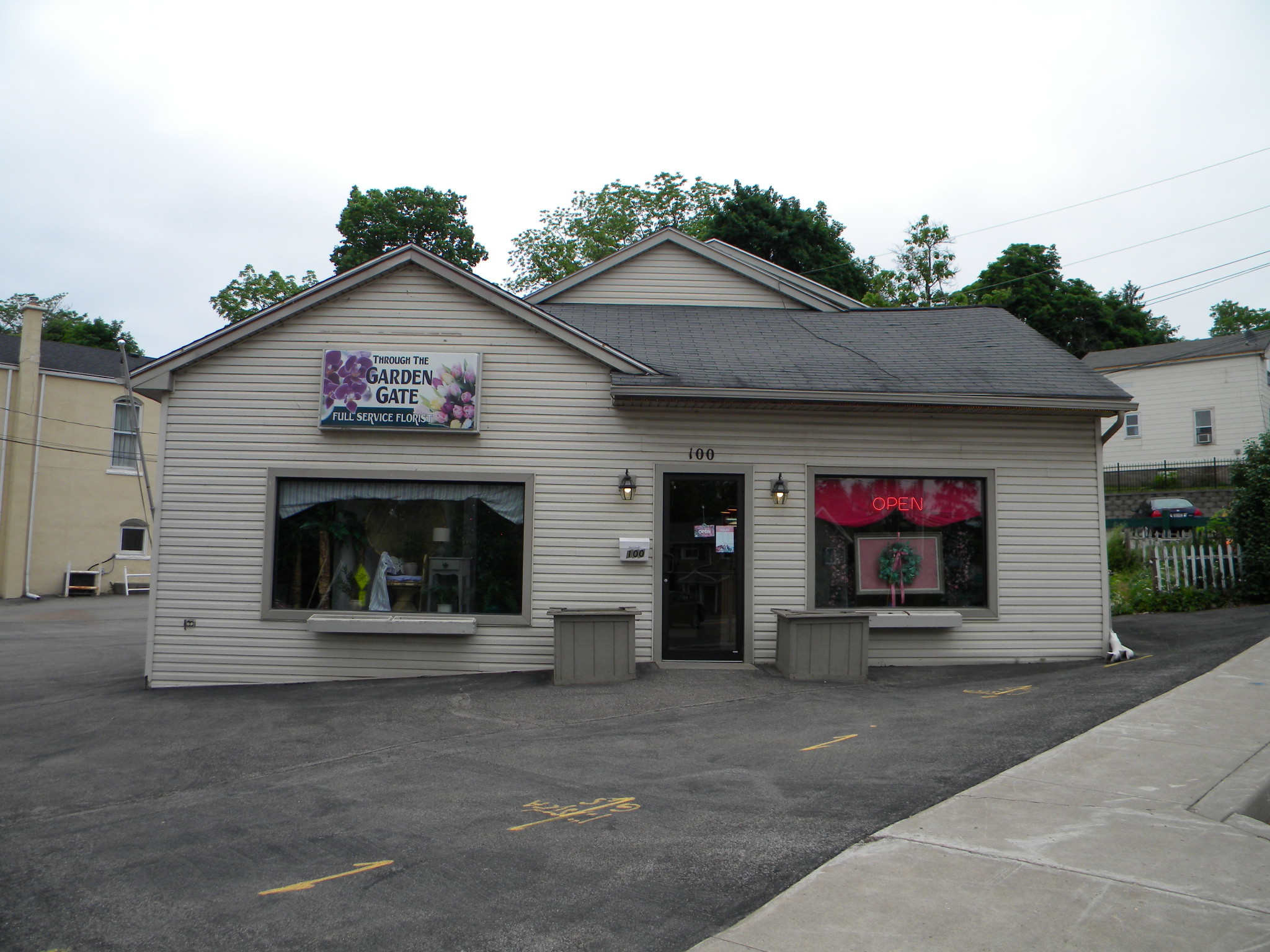 100 W Main St, Macedon, NY for sale Primary Photo- Image 1 of 1