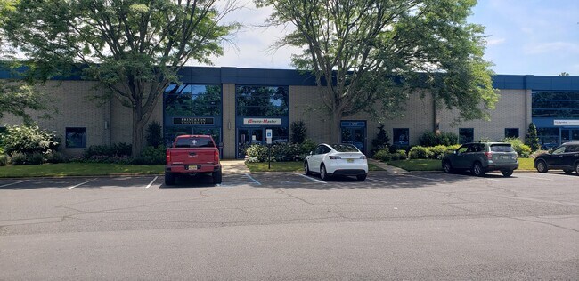 Plus de détails pour 743-745 Alexander Rd, Princeton, NJ - Industriel à louer
