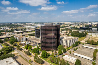 363 N Sam Houston Pky E, Houston, TX - AÉRIEN  Vue de la carte - Image1