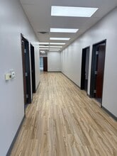 27200 Haggerty Rd, Farmington Hills, MI for lease Interior Photo- Image 2 of 4