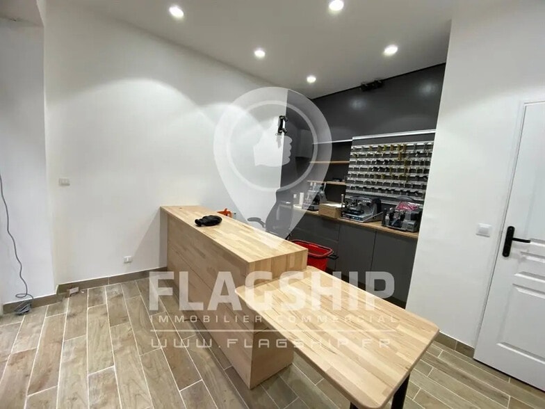 Retail in Levallois-Perret for lease - Building Photo - Image 2 of 5