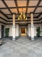 502 Court St, Utica, NY à vendre Photo intérieure- Image 1 de 4